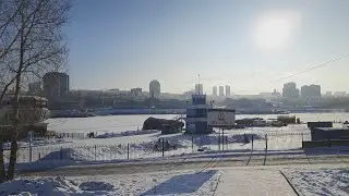 Скованный льдом речной порт Чебоксар
