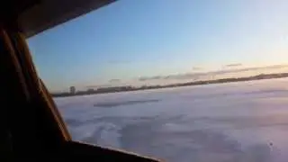 на машине по льду по беспределу!