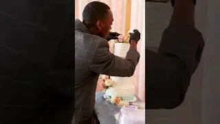 Making a wedding cake 