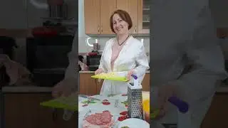 I'm cooking for you. Nudist kitchen. Cooking show. Mila naturist.