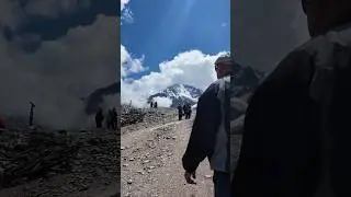 Поднялись на верхушку поляну Чегет и вот какой тут вид