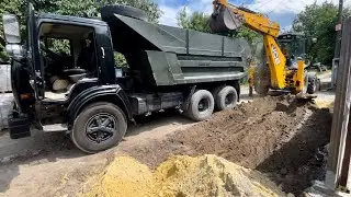 ЛЕРА-КАМАЗИСТКА👩🚛ДЕВУШКА ПЕРВЫЙ РАЗ ЗА РУЛЕМ КАМАЗА‼️
