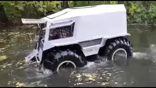 вездеход похожий на ШЕРП ( мини ) водные испытания - плывём