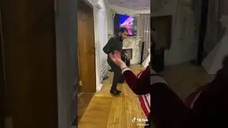 четка пляшет цыган👍