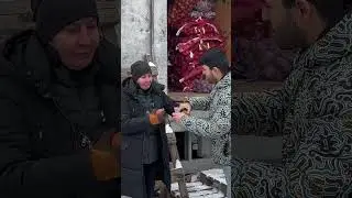Как думаете ей приятно? 