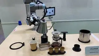 Japan’s coffee-making robot at Robodex 2020 [RAW VIDEO]