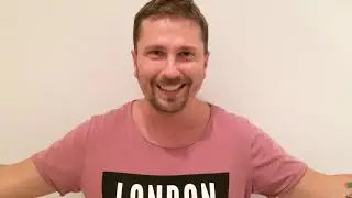 Потрогать яйца