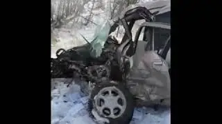 Опубликовано ужасающее видео последствий лобового столкновения в Приморье
