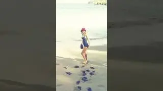 Taylor Swift and the Haim sisters in Hawaii 2015