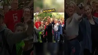 She was waving to them every day for years 🥹💕 