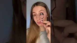 Способ как красить ресницы