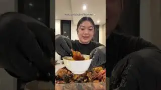 Seafood boil mukbang 🦞🦐🌽