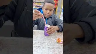 GIMMIE A STRAW..🤣 