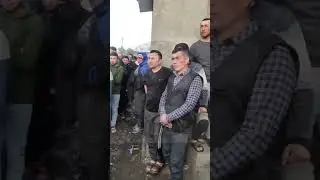 МИГРАНТЫ ВЫШЛИ НА РАЗГОВОР 