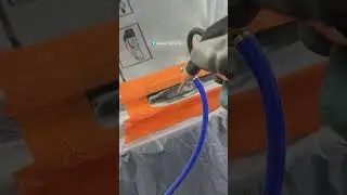 Мини пескоструй против ржавчины на рамке заднего стекла 😎