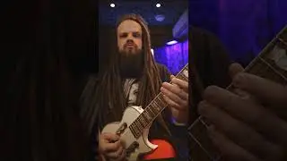 Песня METALLICA - Master Of Puppets на игрушечной гитаре ДАУНСТРОКОМ или НЕТ?!